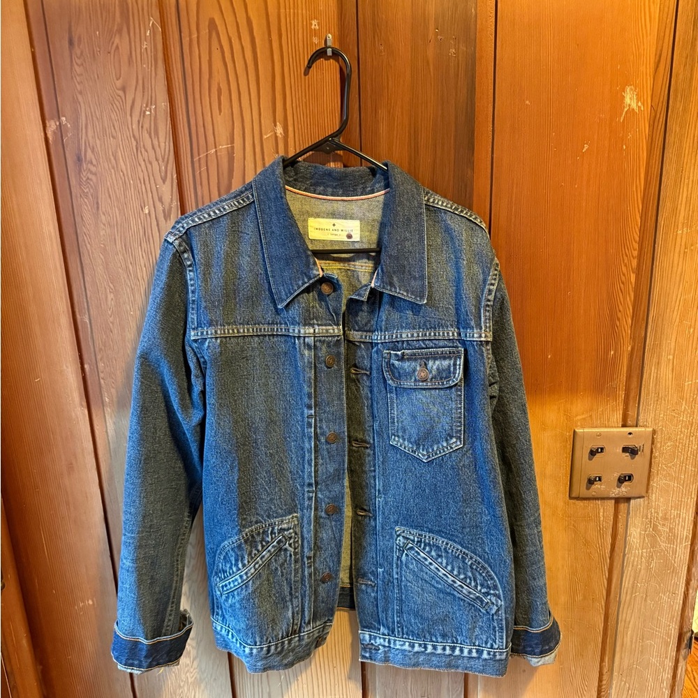 Men’s L - Imogene + Willie Medium Wash Trucker Denim Jacket - NWOT